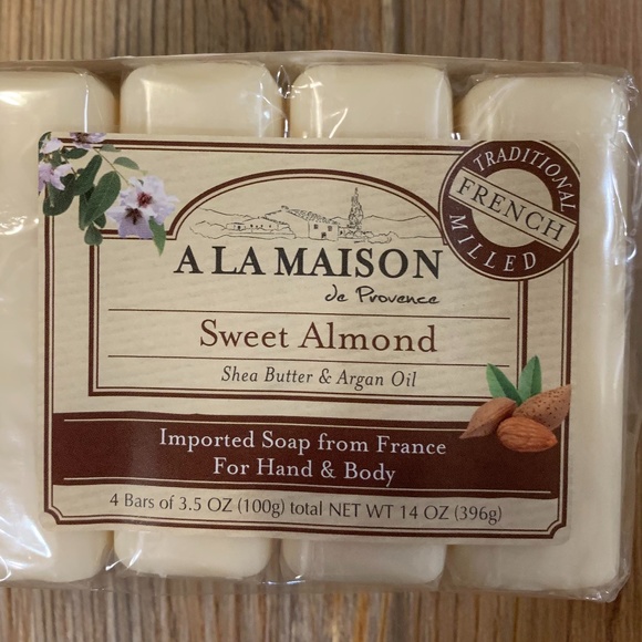 A La Maison Sweet Almond Bar Soap 3.5 oz. | 4 Bars - Picture 1 of 4